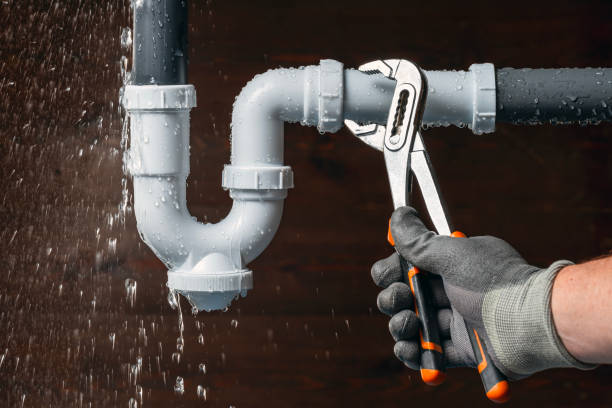 Professional Drain Cleaning technician working in Pompton Lakes, NJ